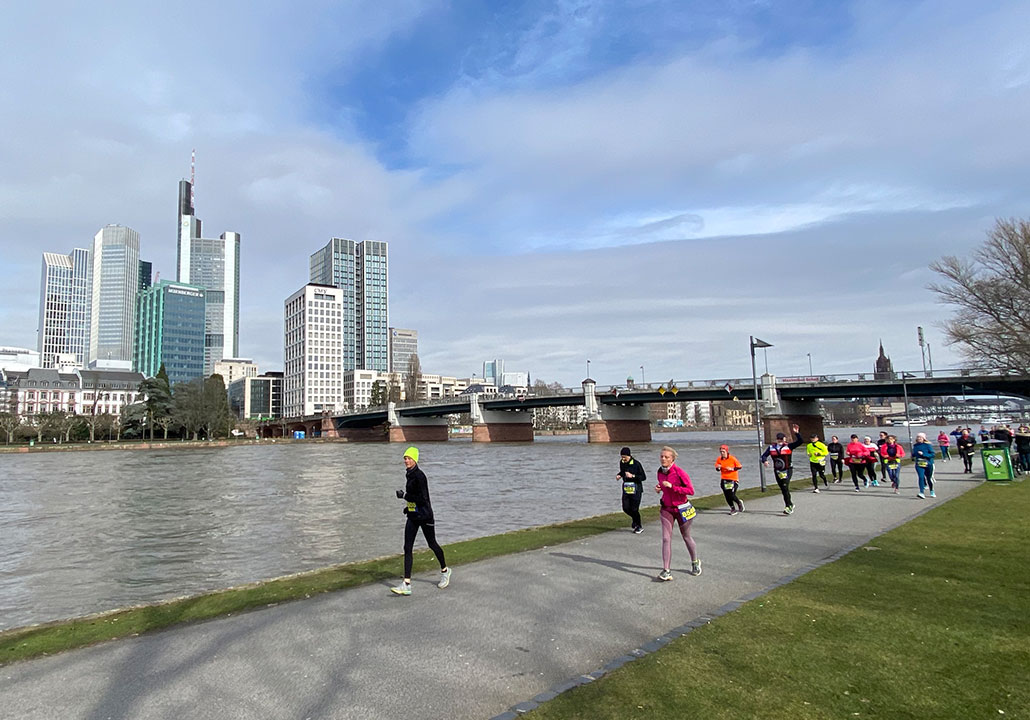 18. Frankfurter Mainova Halbmarathon MySummit