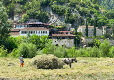Albanien