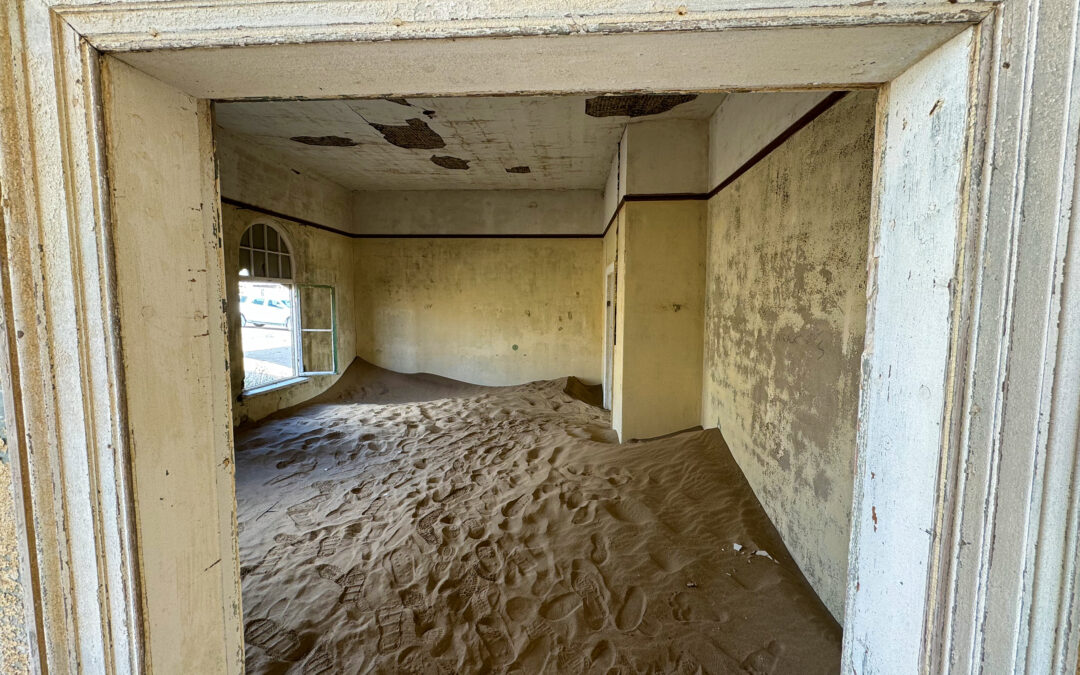 Kolmanskop Ghost Town