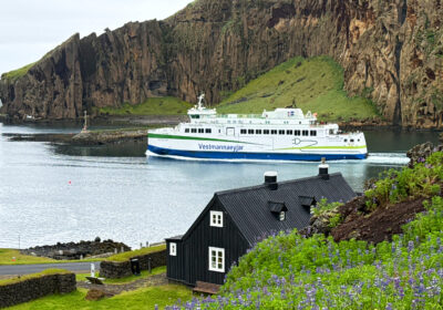 Westmännerinseln, Vestmannaeyjar