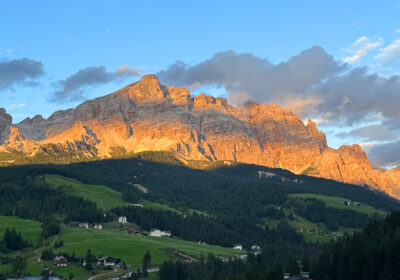 Piz de Lavarela West, La Varela de Fora